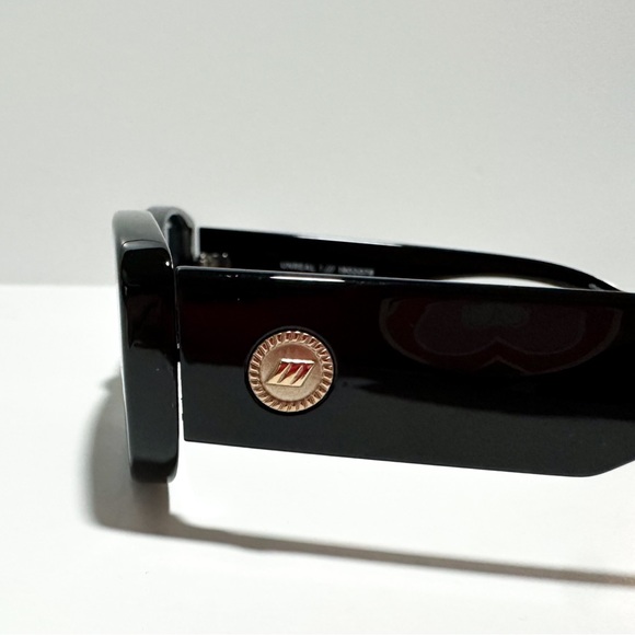 Le Specs Unreal! Black Sunglasses